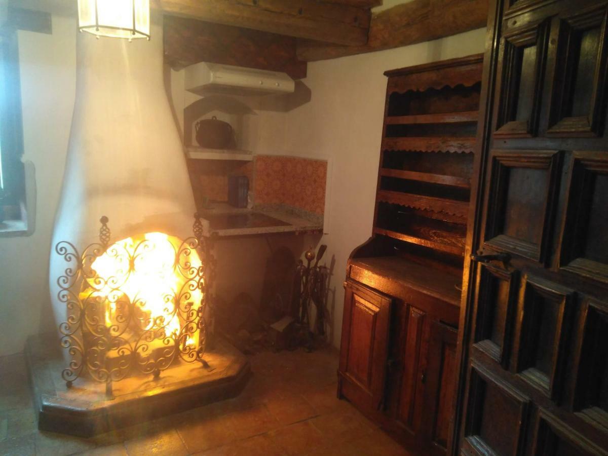 Апартаменты Casa-Abadia De Banaguas Экстерьер фото